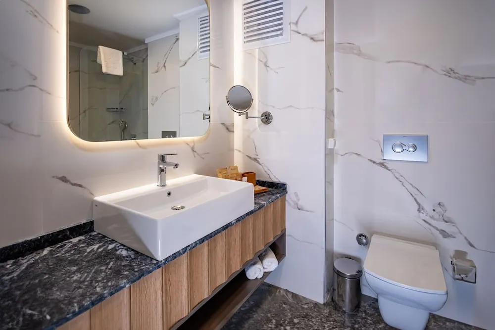 Comfort Tek Büyük veya İki Ayrı Yataklı Oda