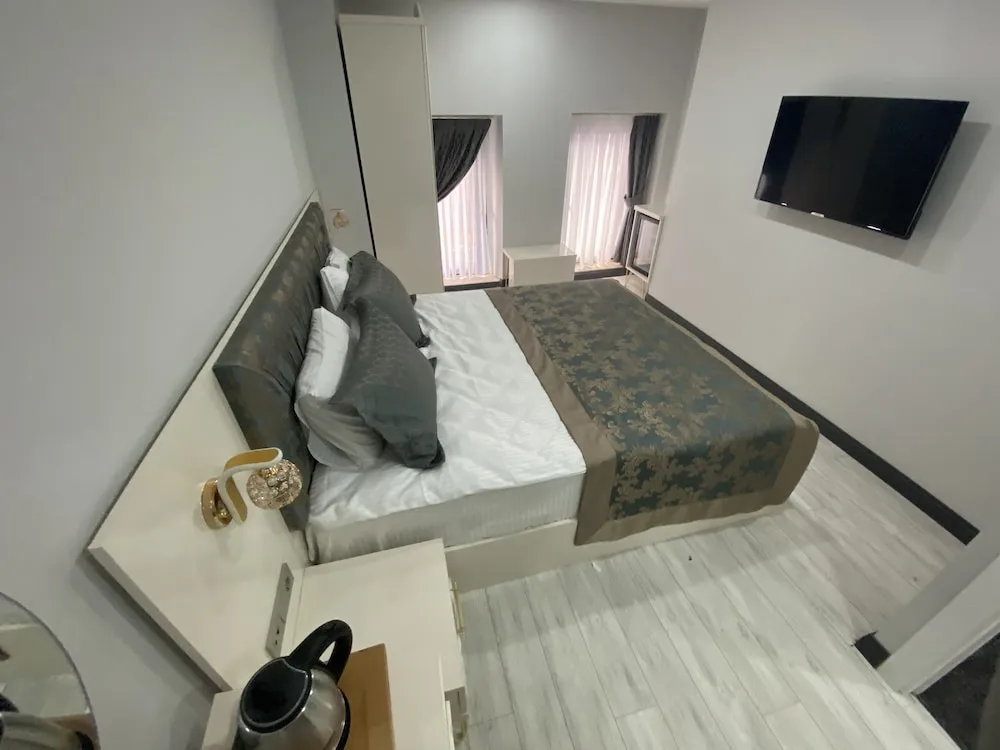 Deluxe Üç Kişilik Oda