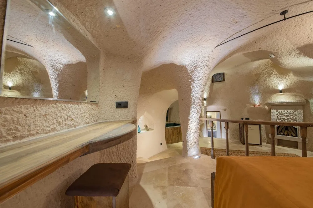 Deluxe Double Room With Jacuzzi