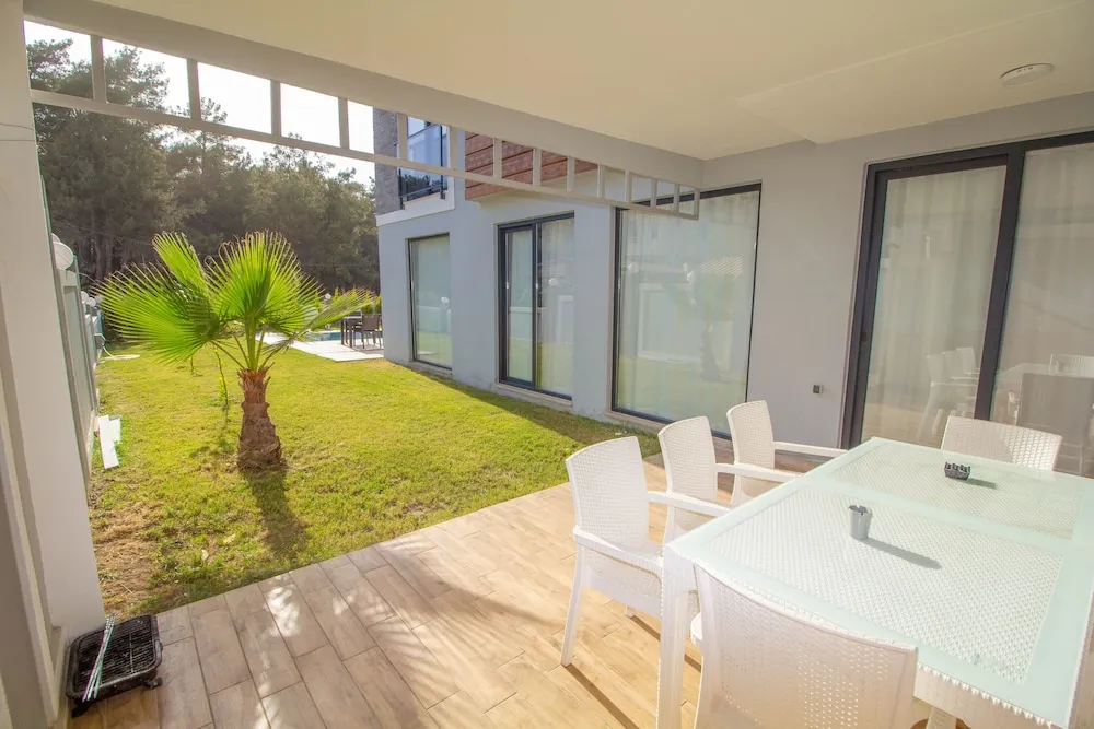 Deluxe Villa