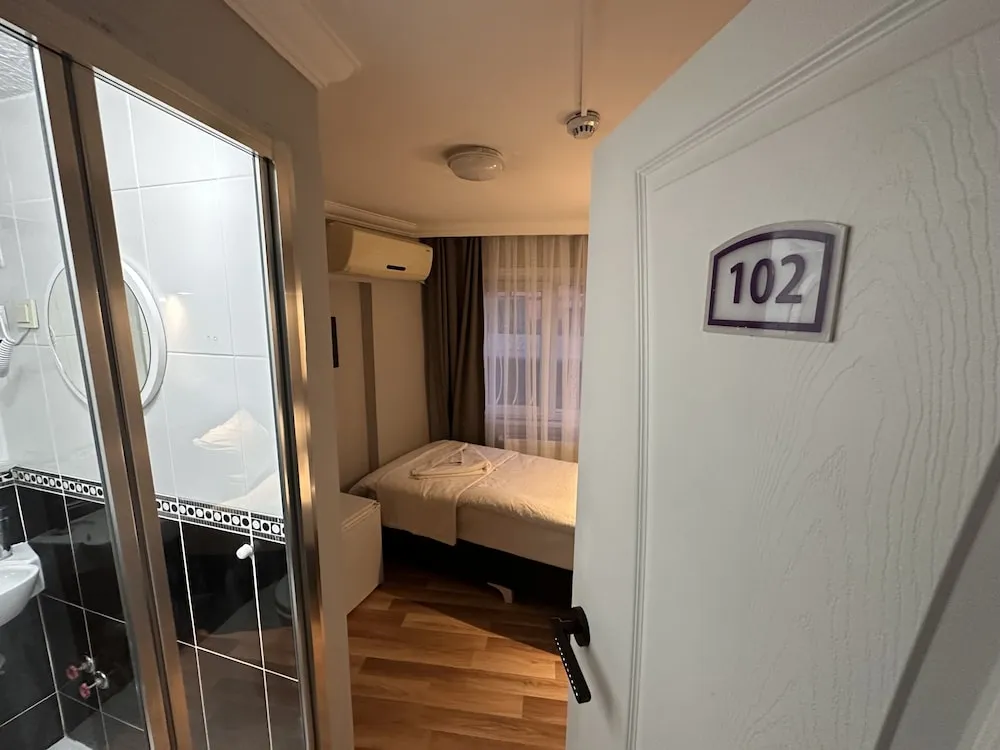 Tek Kişilik Oda