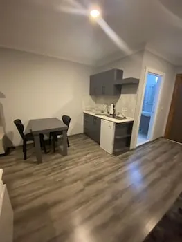 Yücemek Apart