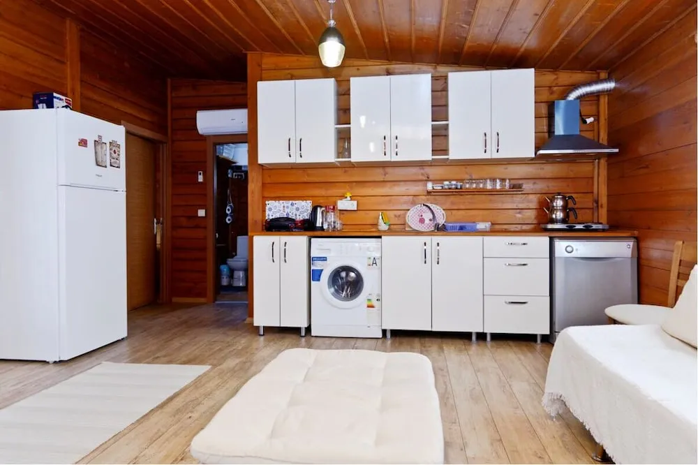 2+1 with Kitchen