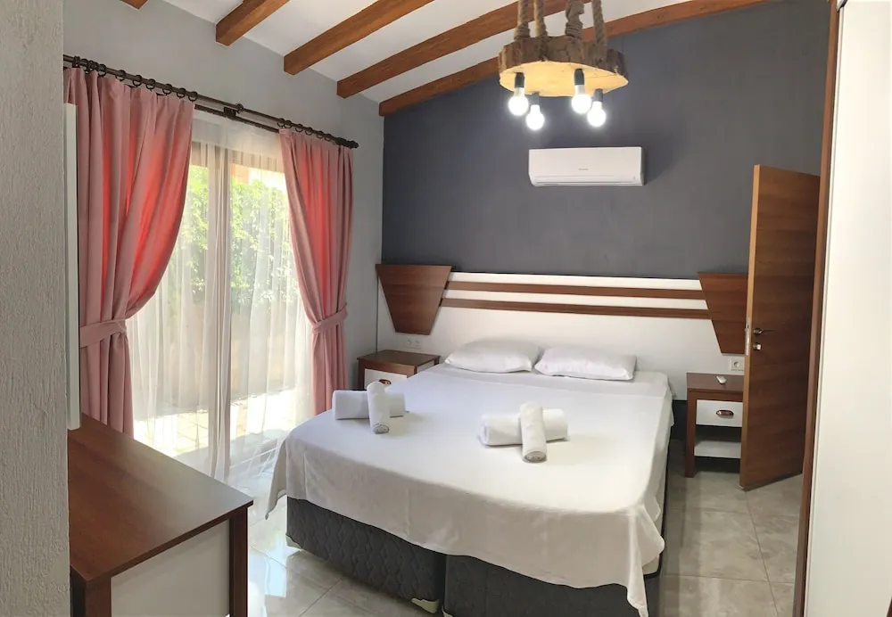 Basic Villa, Sıcak Su Küveti, Havuz Manzaralı