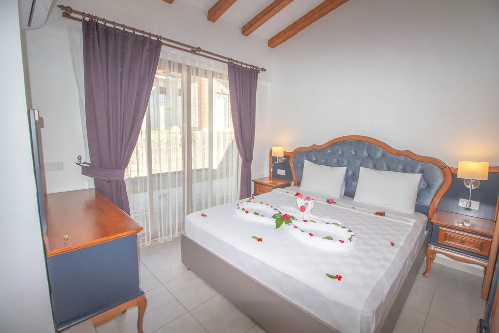 Basic Villa, Sıcak Su Küveti, Havuz Manzaralı