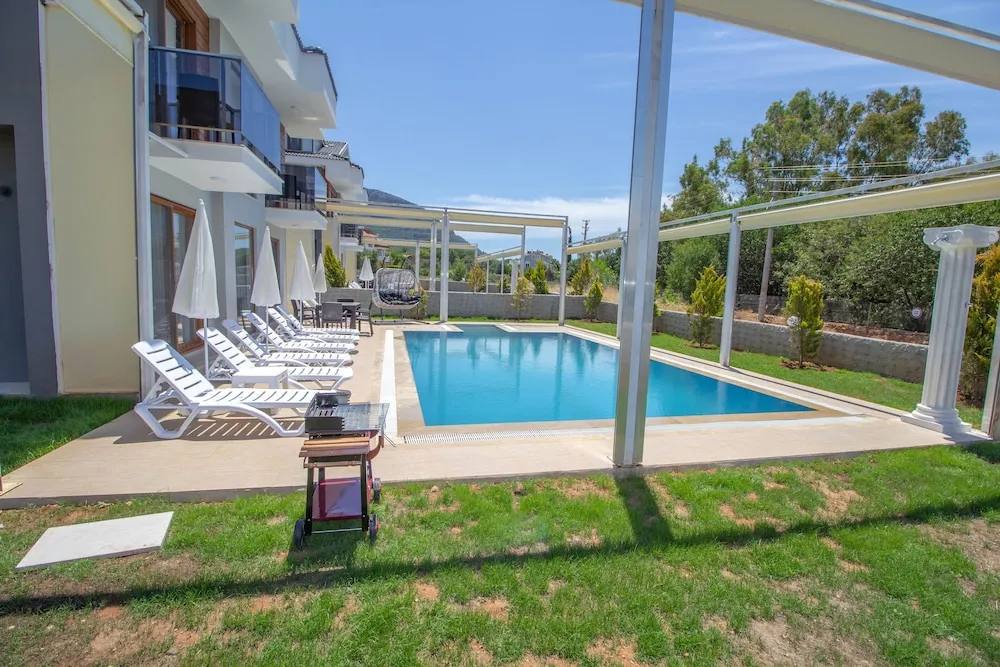 Basic Villa