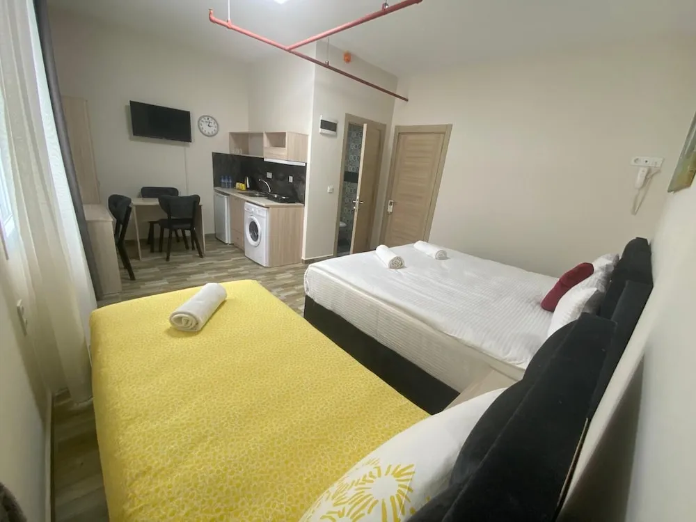 Deluxe Üç Kişilik Oda