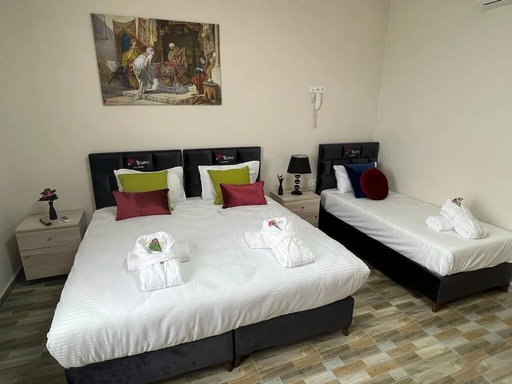 Deluxe Üç Kişilik Oda