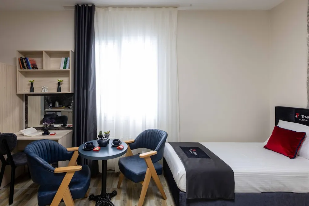 Deluxe Üç Kişilik Oda