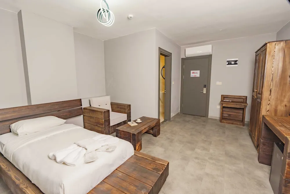 Executive Oda, Teras, Nehir Manzaralı