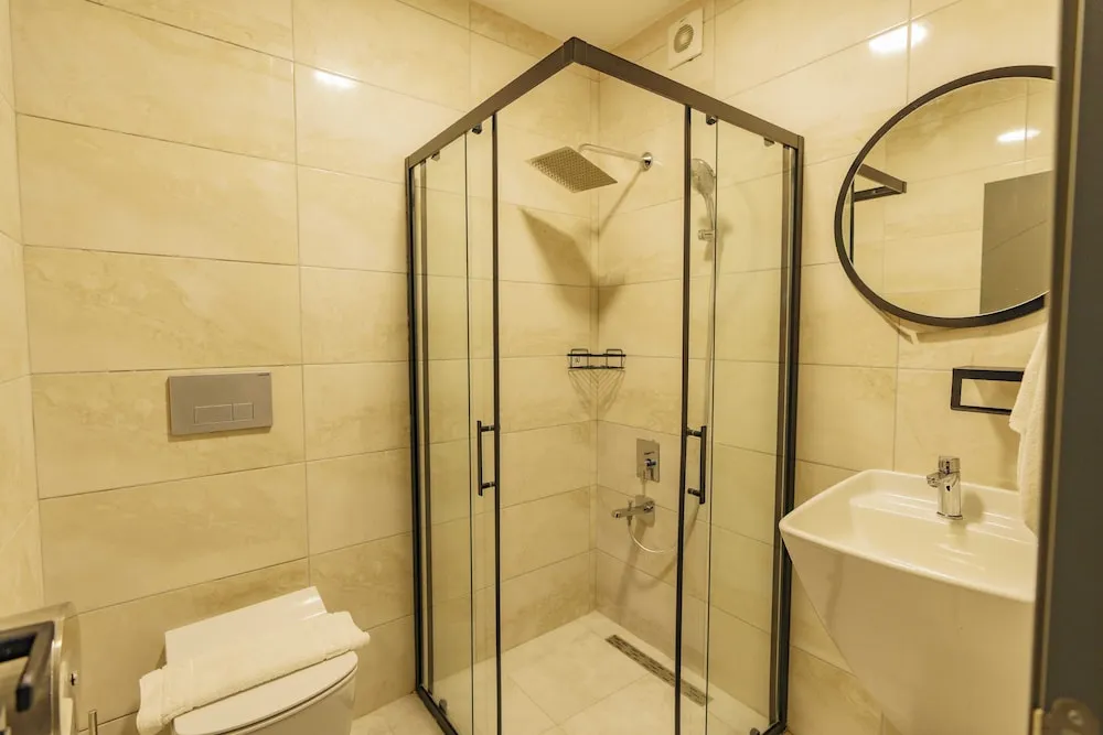 Executive Oda, Teras, Nehir Manzaralı