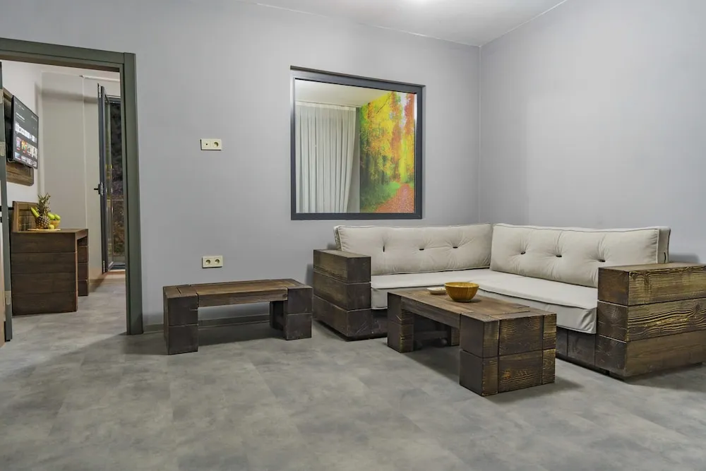 Deluxe Oda, 1 Büyük (Queen) Boy Yatak ve Çekyat, Balkon/Veranda, Nehir Manzaralı