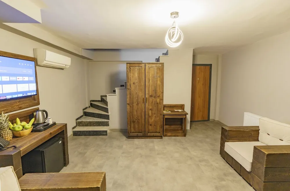 Deluxe Dubleks, Sigara İçilmez, Nehir Manzaralı