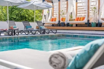 Lupia Suites