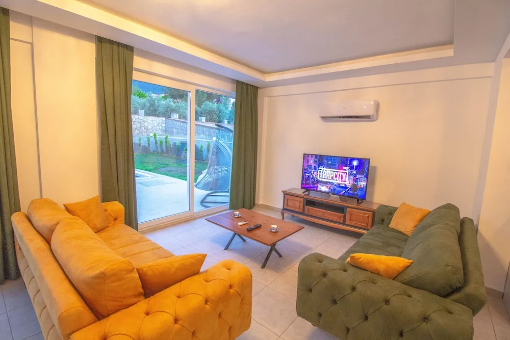 Grand Villa