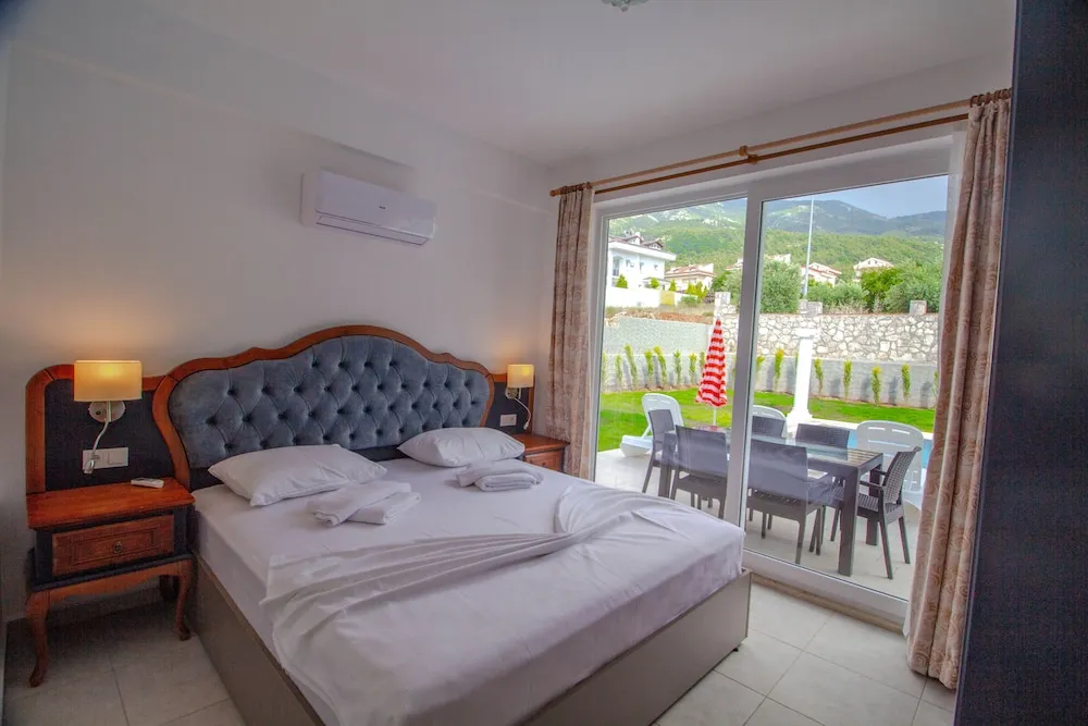 Grand Villa