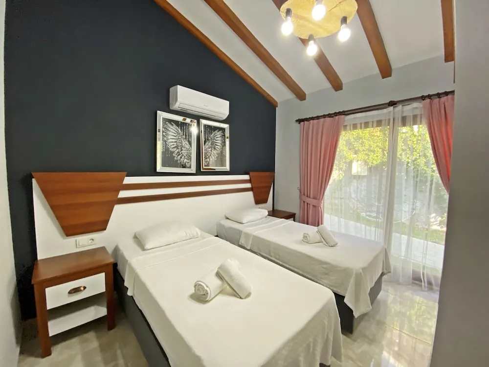 Basic Villa, Sıcak Su Küveti, Havuz Manzaralı