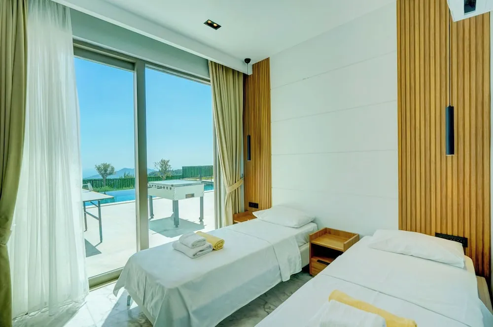 Villa, 3 Yatak Odası, Denize Bakan