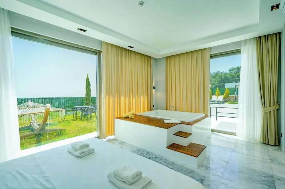 Villa, 3 Yatak Odası, Denize Bakan