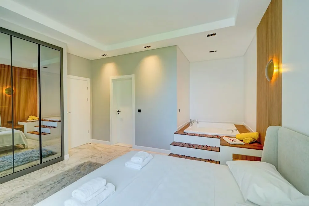 Villa, 3 Yatak Odası, Denize Bakan