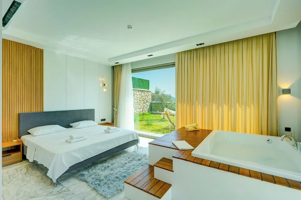 Villa, 3 Yatak Odası, Denize Bakan