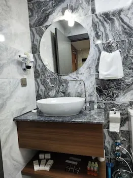 Velmore Hotel & Spa