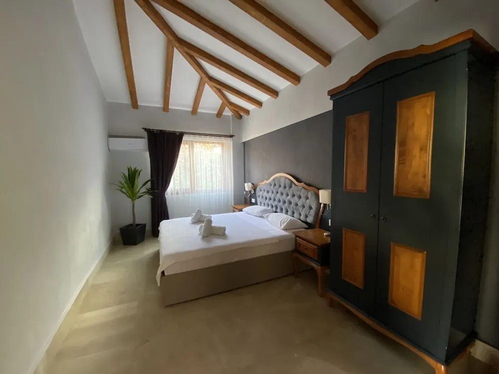Basic Villa