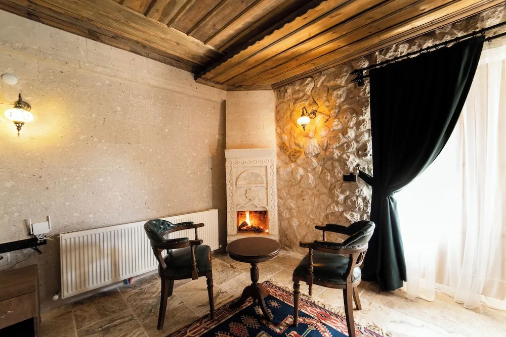 Luxury Süit, Avlu Manzaralı