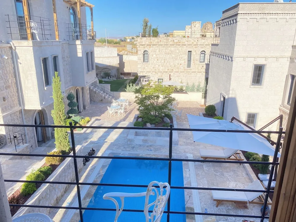 Deluxe Oda, Avlu Manzaralı