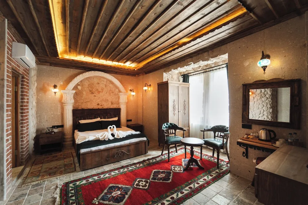 Superior Süit, Avlu Manzaralı