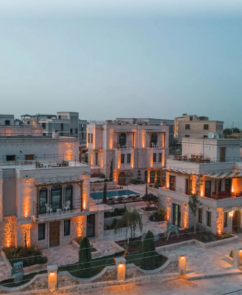 Superior Süit, Avlu Manzaralı