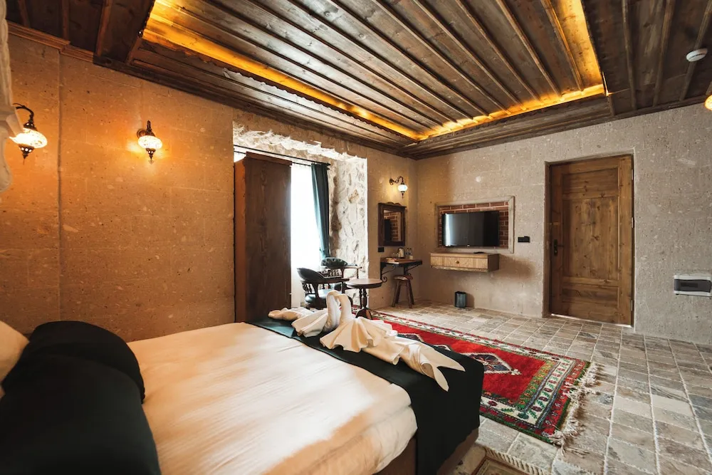 Superior Süit, Avlu Manzaralı