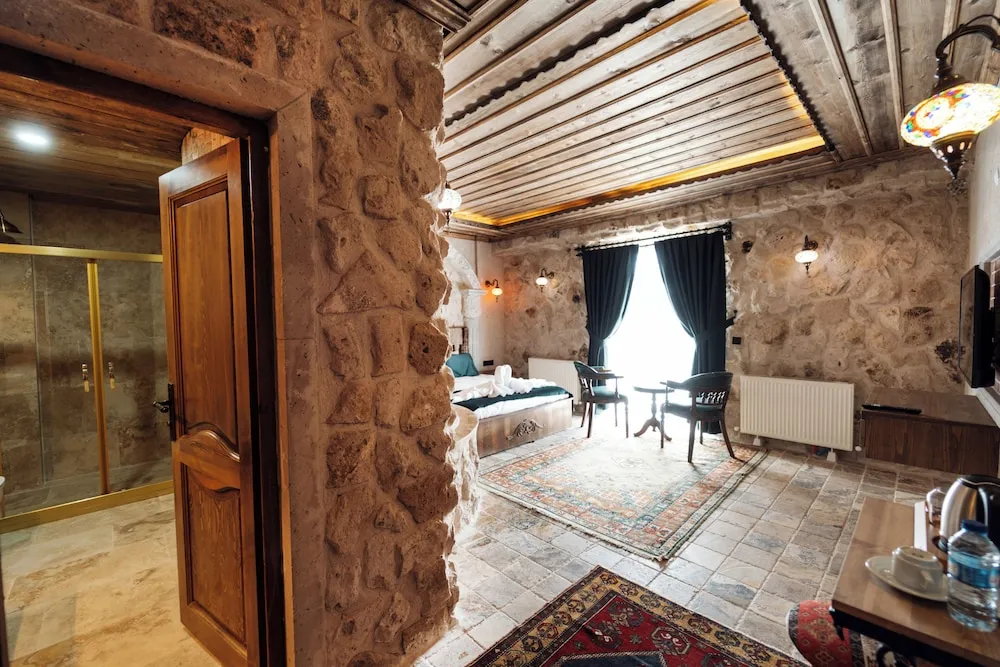 Superior Süit, Avlu Manzaralı