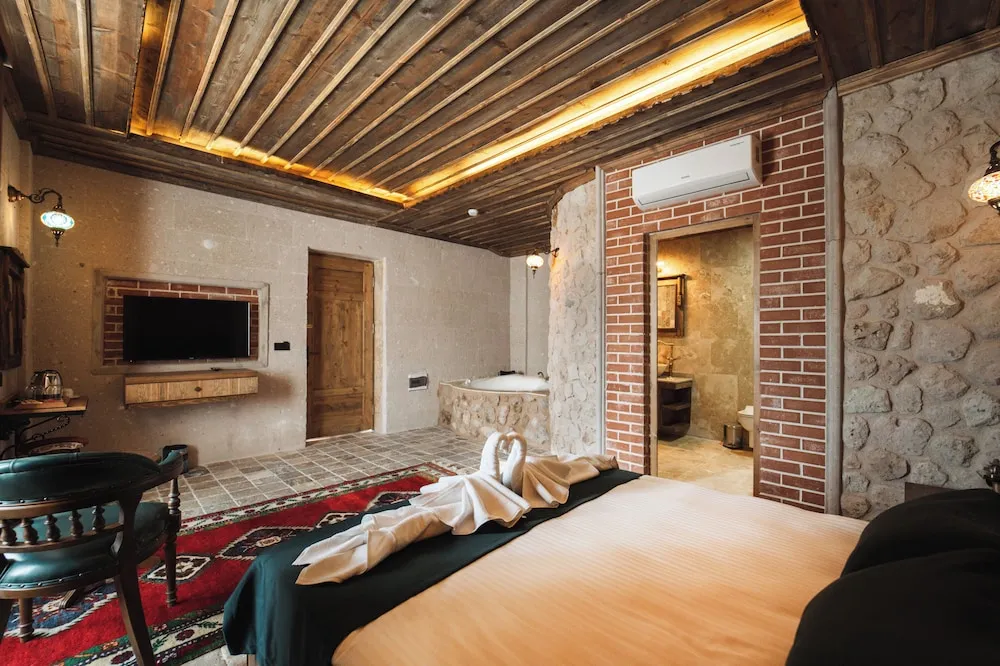 Superior Süit, Avlu Manzaralı