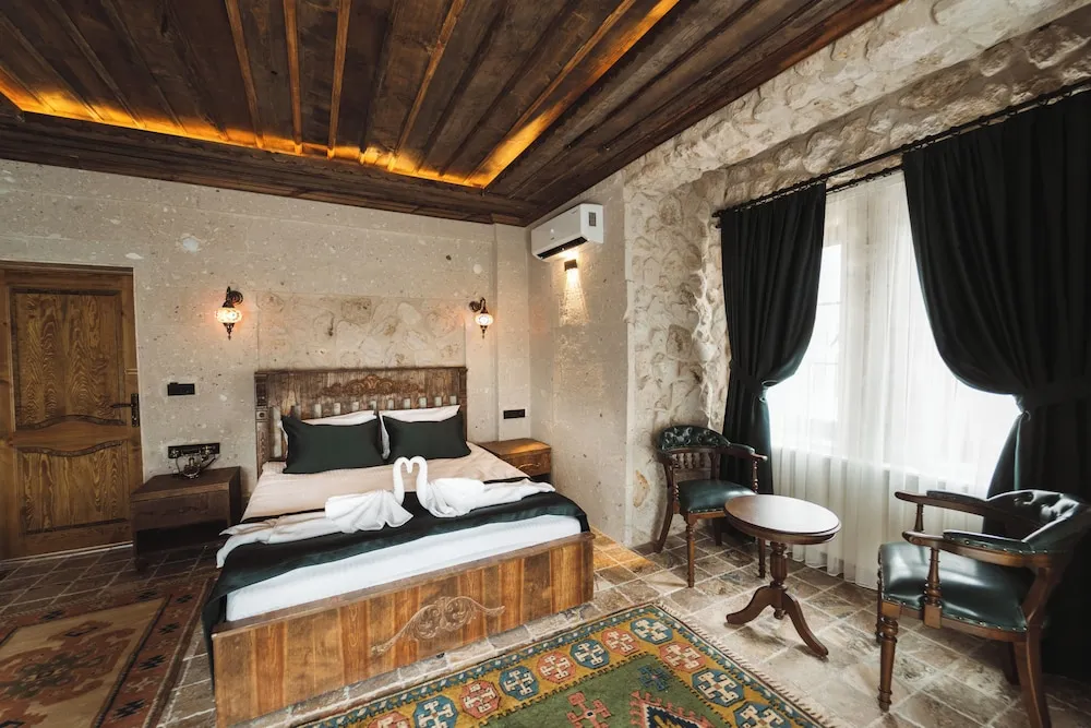 Superior Süit, Avlu Manzaralı