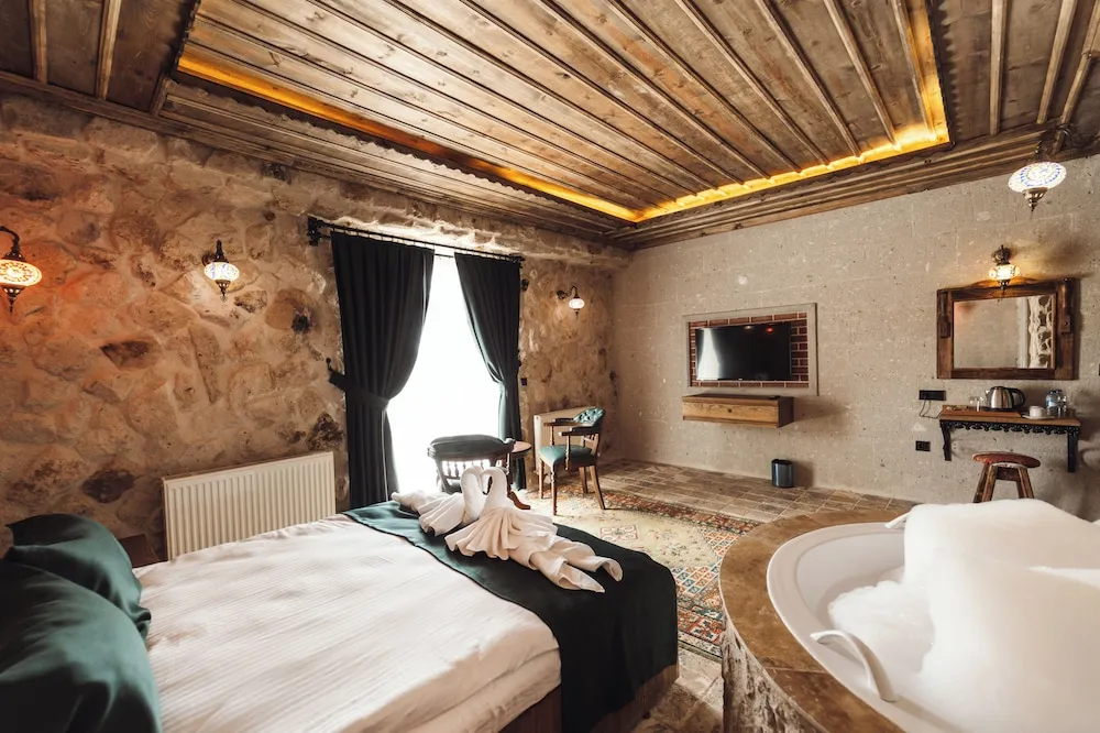 Superior Süit, Avlu Manzaralı