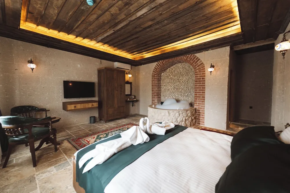 Superior Süit, Avlu Manzaralı