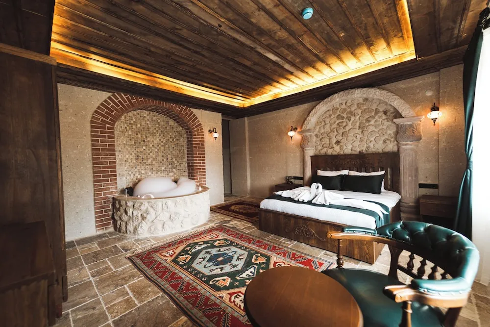 Superior Süit, Avlu Manzaralı