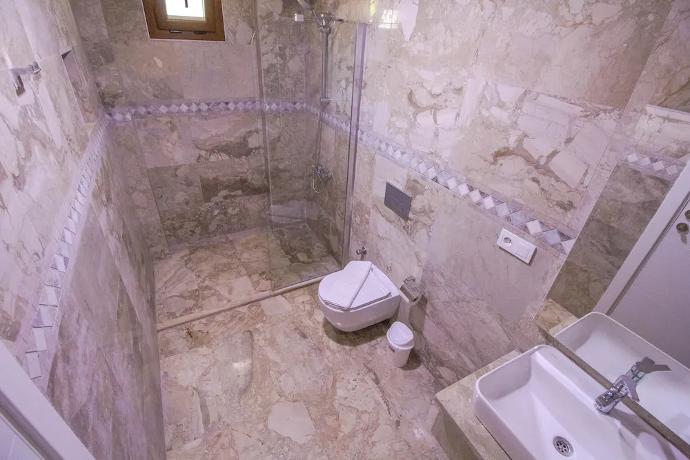 Basic Villa, Sıcak Su Küveti, Havuz Manzaralı