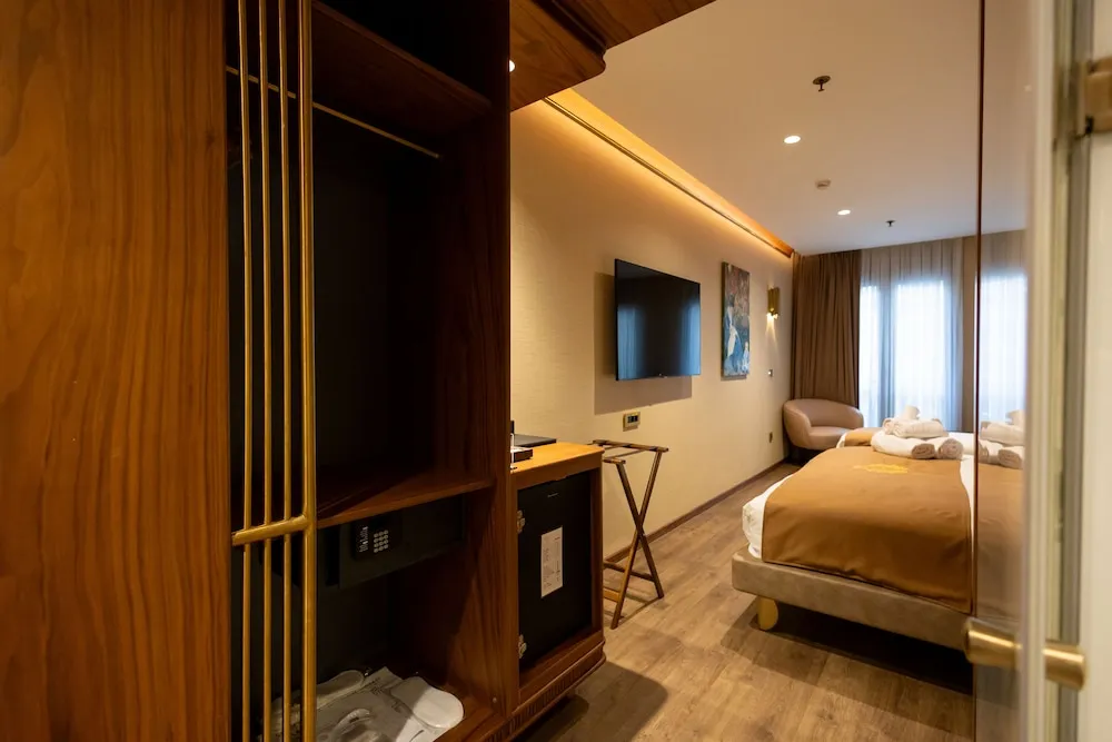 Deluxe Üç Kişilik Oda