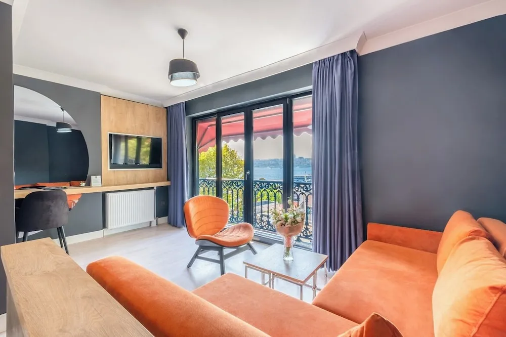 Double Room with Full Bosphorus View