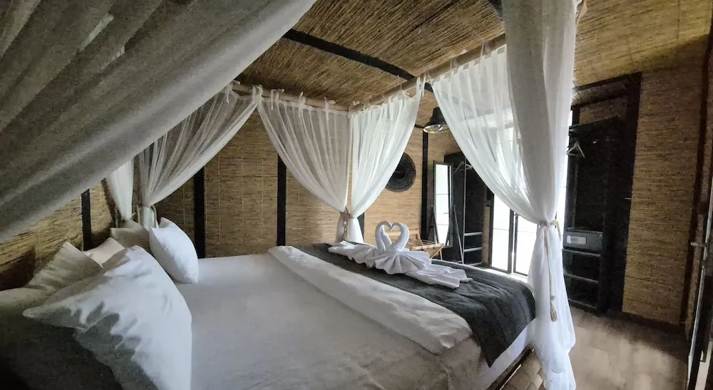 Deluxe Bungalov, Bahçe Manzaralı