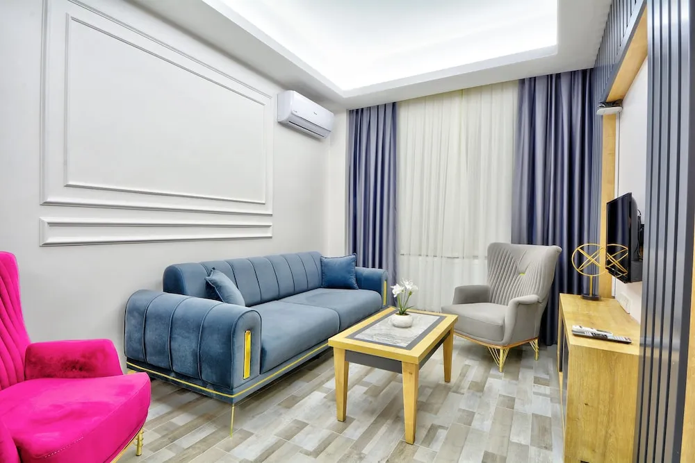One Bedroom Suite