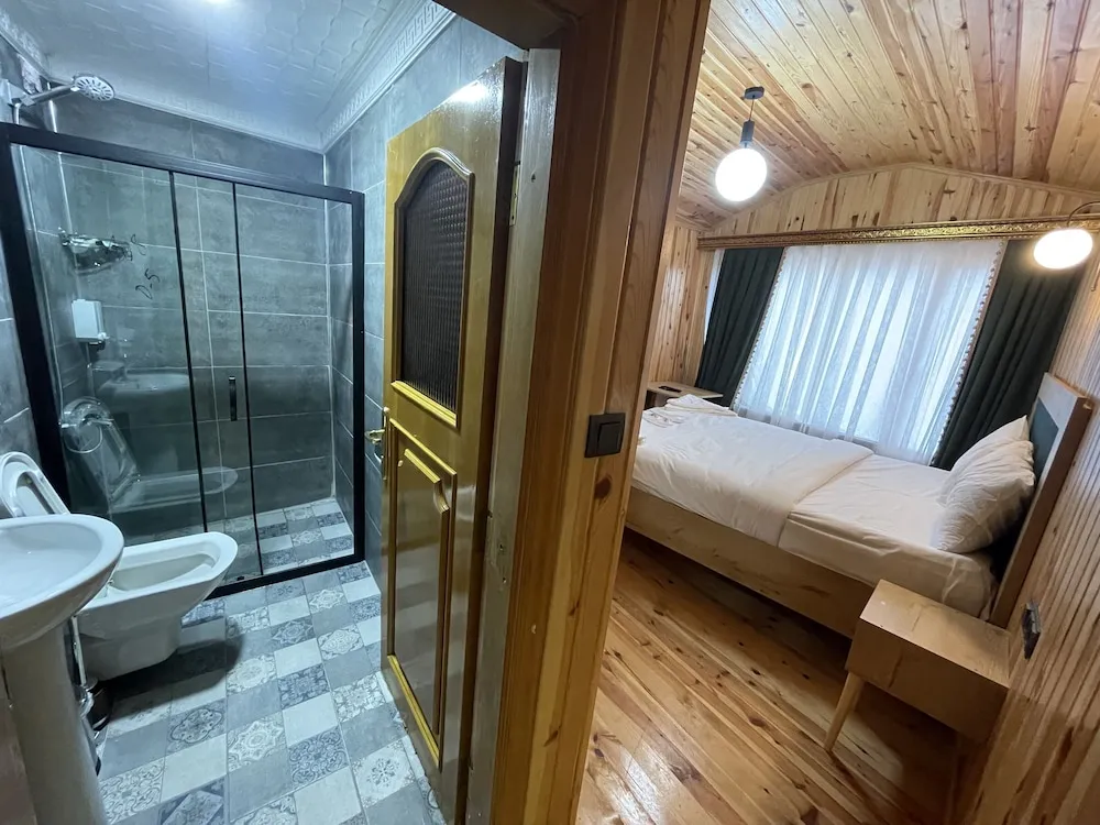 Design Oda, 1 Büyük (Queen) Boy Yatak, Sigara İçilmez