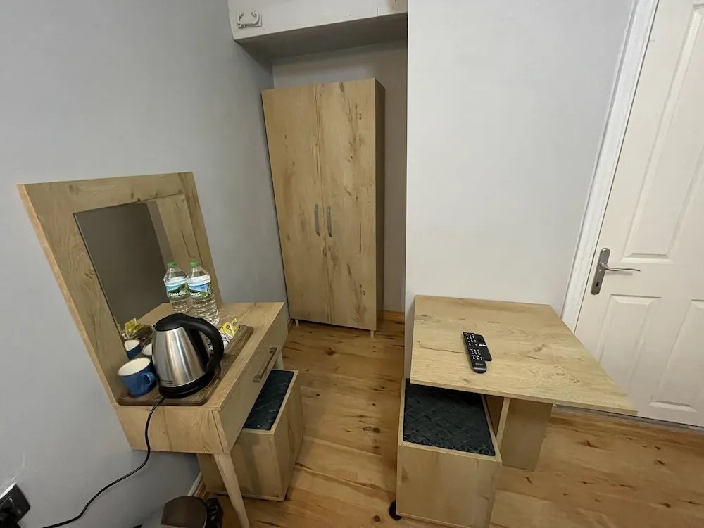 Standard Oda, 1 Büyük (Queen) Boy Yatak, Sigara İçilmez