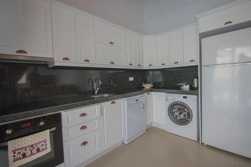 Basic Villa, Sıcak Su Küveti, Havuz Manzaralı