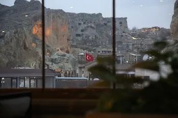 Whitestone Hotel