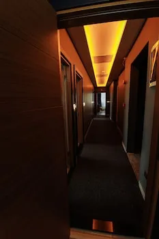 216 Trend Suite