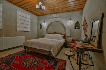 Asma Cave House