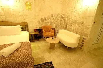 Asma Cave House